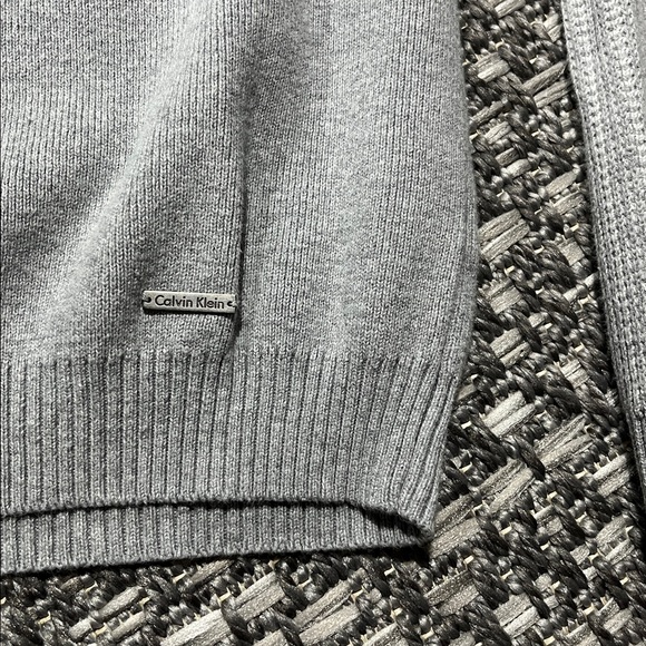 Calvin Klein | Grey Crewneck Pullover - Picture 3 of 11